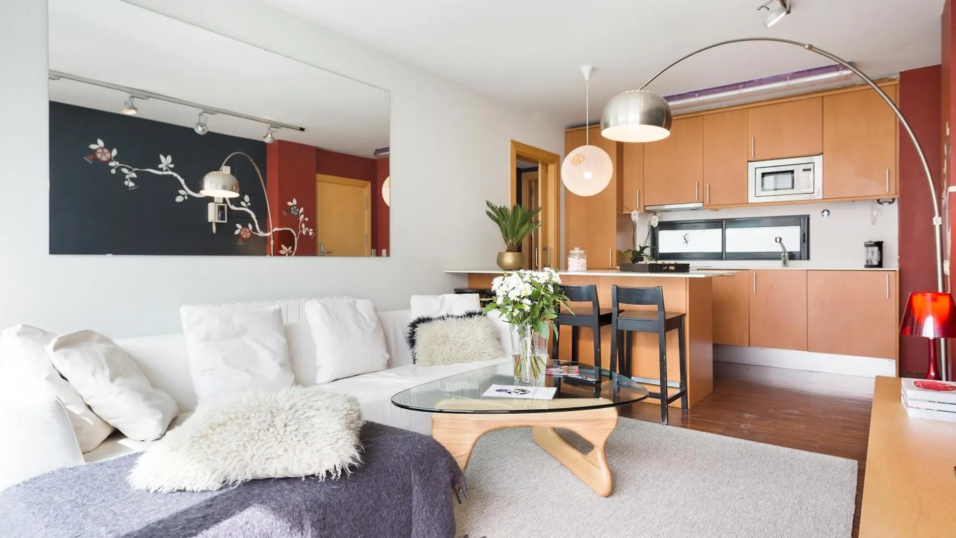 Apartment Barcelona Rentals - Sarria Apartments Near Center