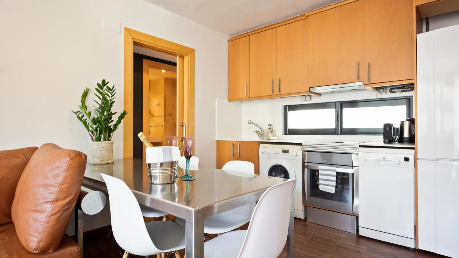 Apartment Barcelona Rentals - Sarria Apartments Near Center