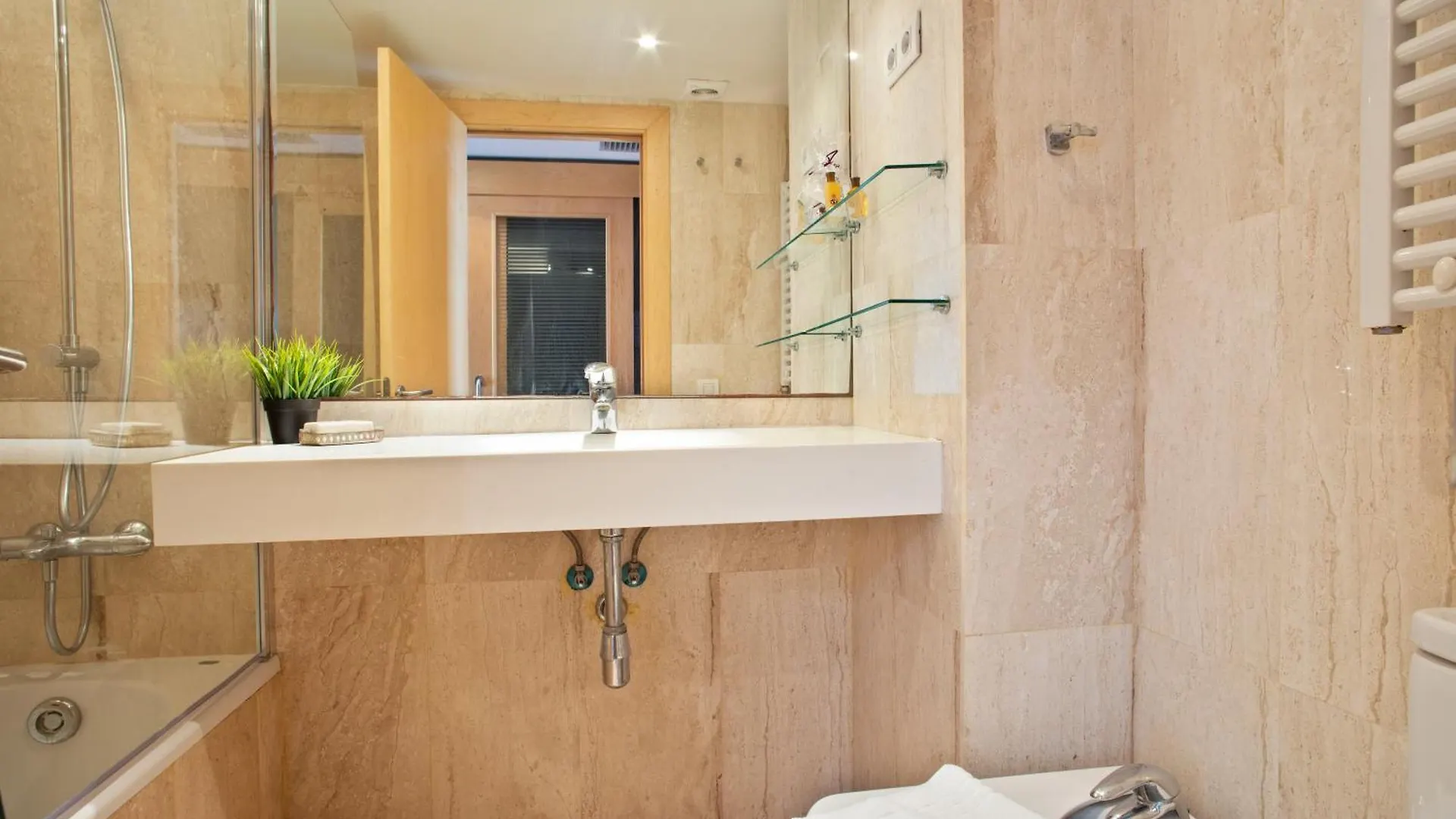 Apartment Barcelona Rentals - Sarria Apartments Near Center 0*,
