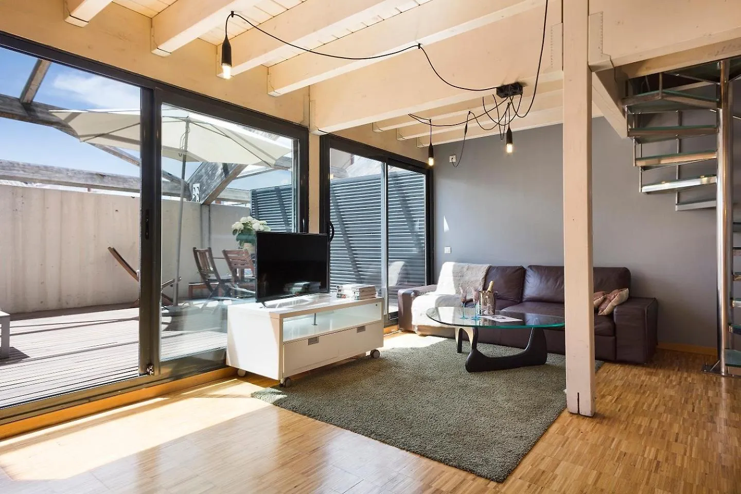 Apartment Barcelona Rentals - Sarria Apartments Near Center